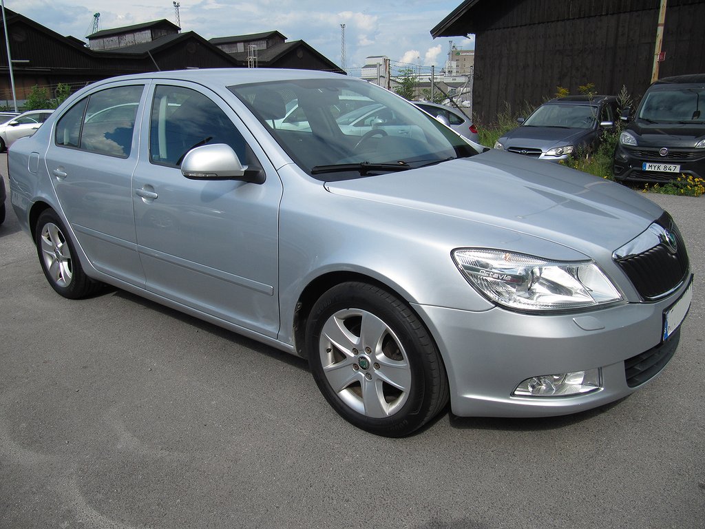 Skoda Octavia 1.4 TSI Elegance Plus, Euro5 ACC/Drag/6vxl/PDC