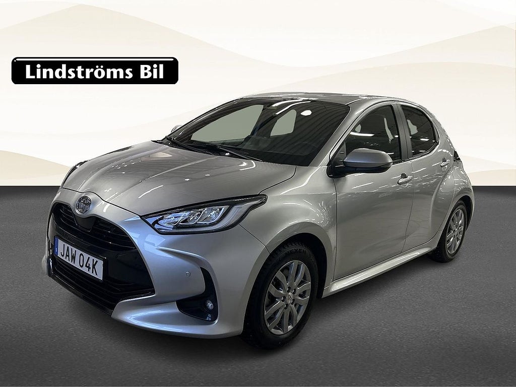 Toyota Yaris Hybrid 1,5 130 5D STYLE VINTERHJUL MOMS
