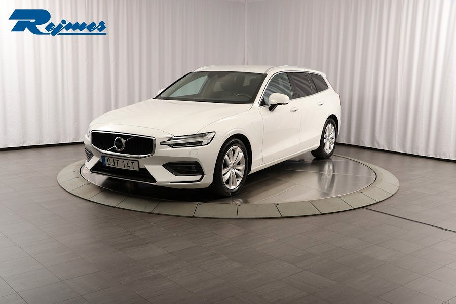 Volvo V60 B4 Diesel Momentum Advanced Edition