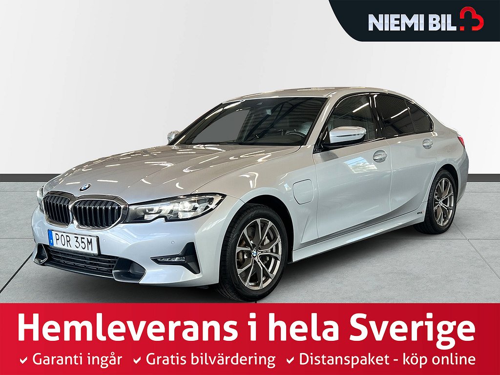 BMW 330e Sedan Steptronic Sport line S&V wheels/Drag/Psensors