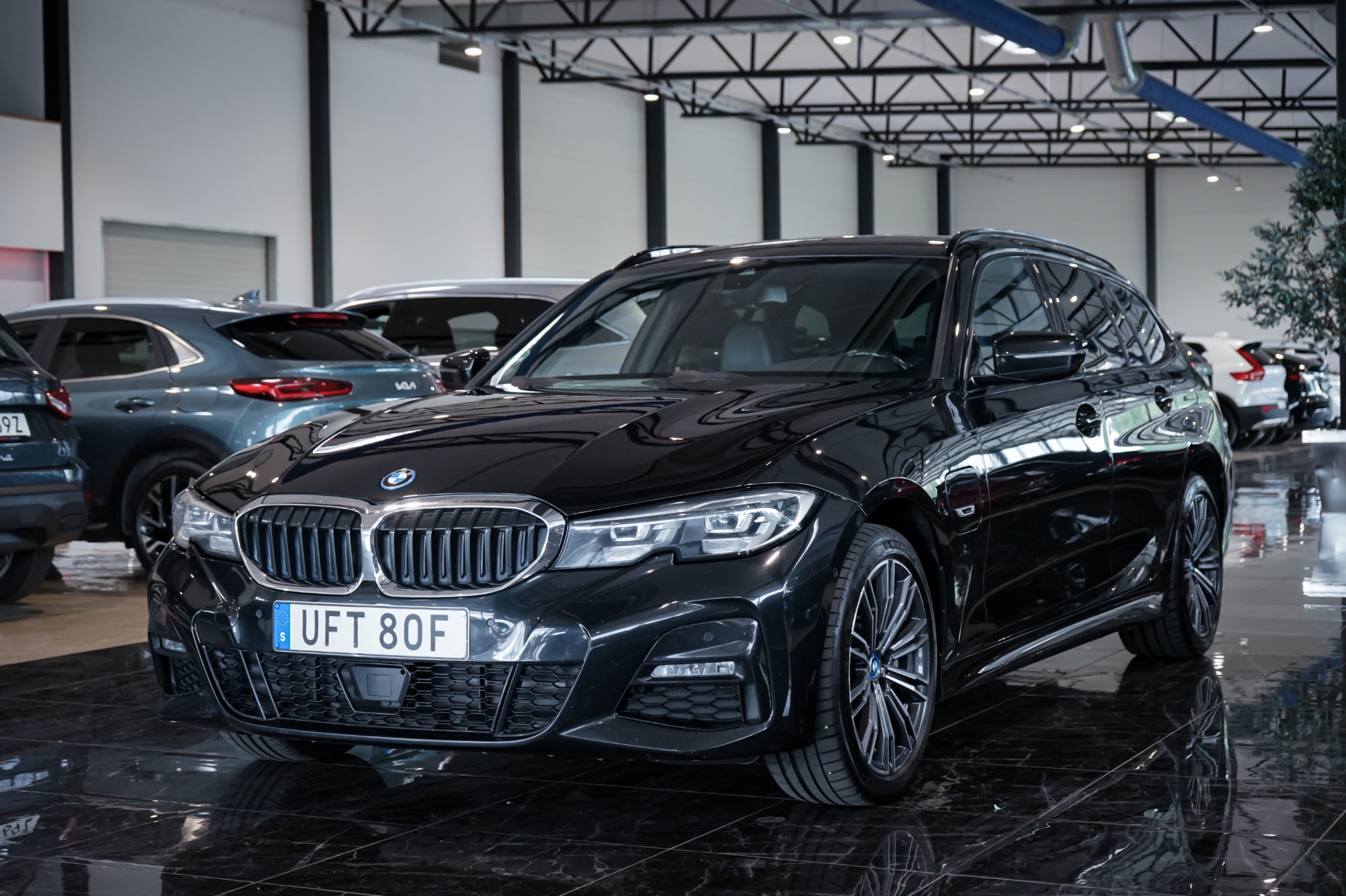 BMW 330 e Touring 2022, bild 6/36
