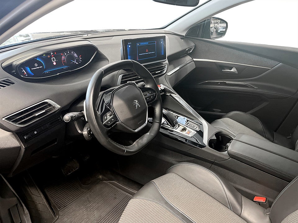 Bild på Peugeot 5008 Allure Pack 1.2 PT 130hk Aut B-KAMERA CARPLAY