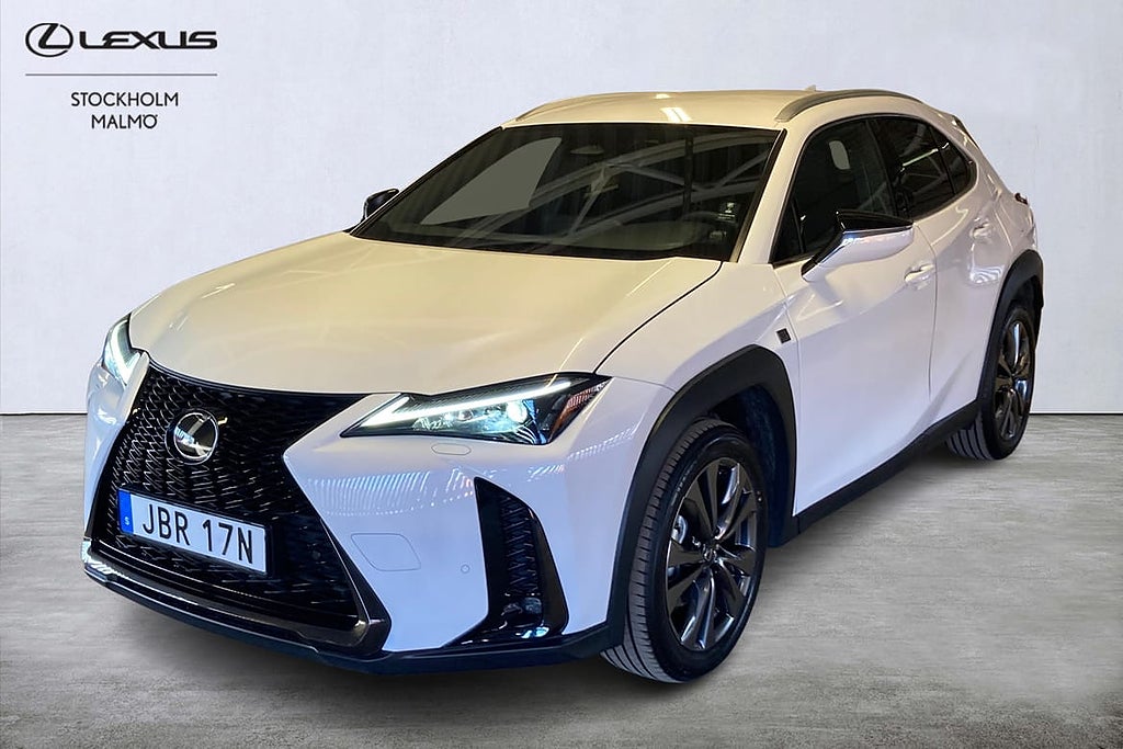 Lexus UX 300h P-värm Navi Keyless Backkamera