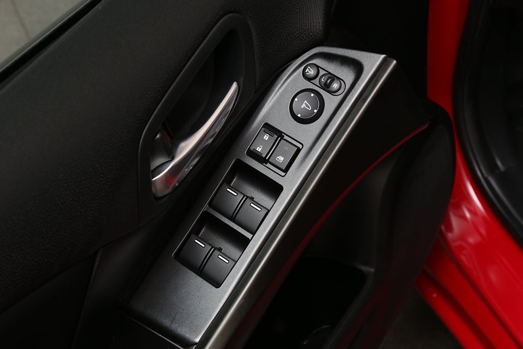 Honda Civic 1,8 i-VTEC 141hk ELEGANCE X-EDITION 5-D 1ägare 2015