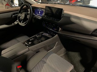 SUV Nissan X-Trail 10 av 19
