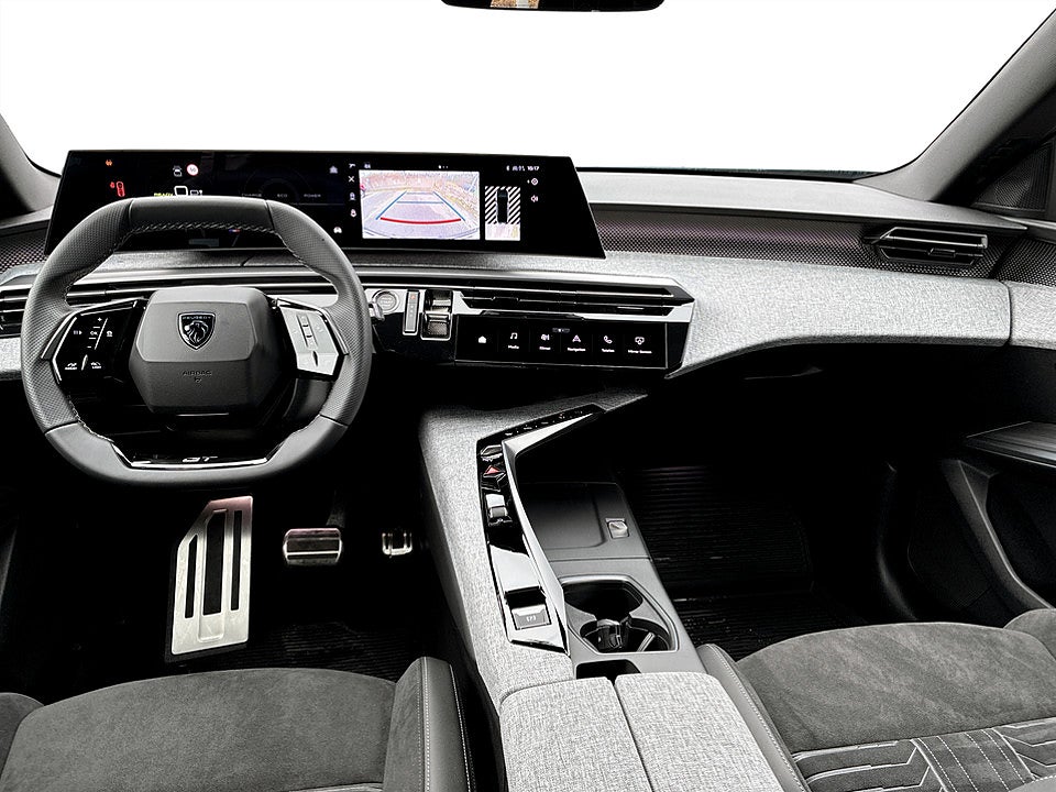 Bild på Peugeot E-3008 GT - DEMO