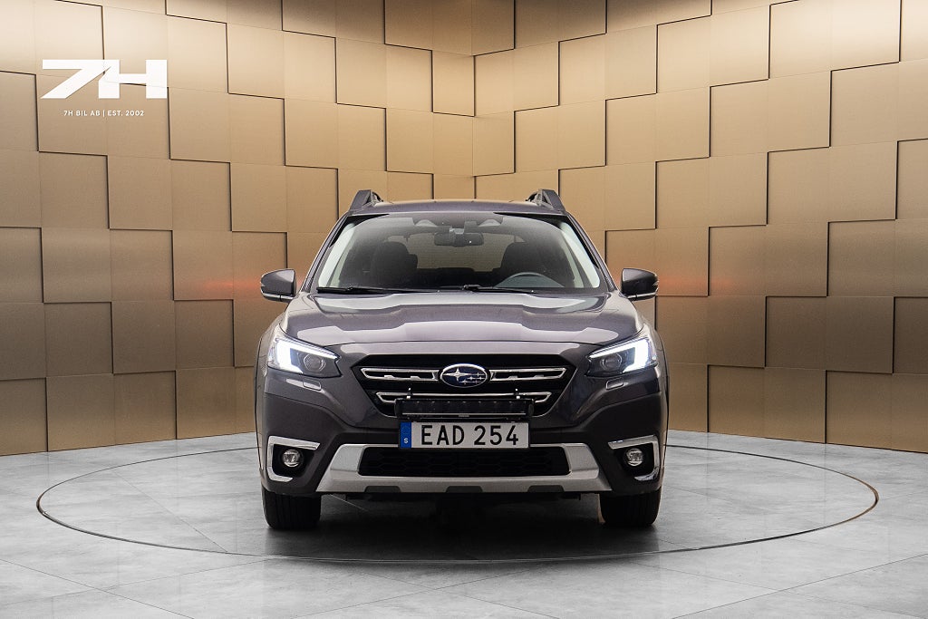 Subaru Outback 2.5 4WD XFuel / Limited / Kamera / Drag / Farthållare