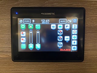 Husbil-integrerad Kabe TM I 810 LT 23 av 24