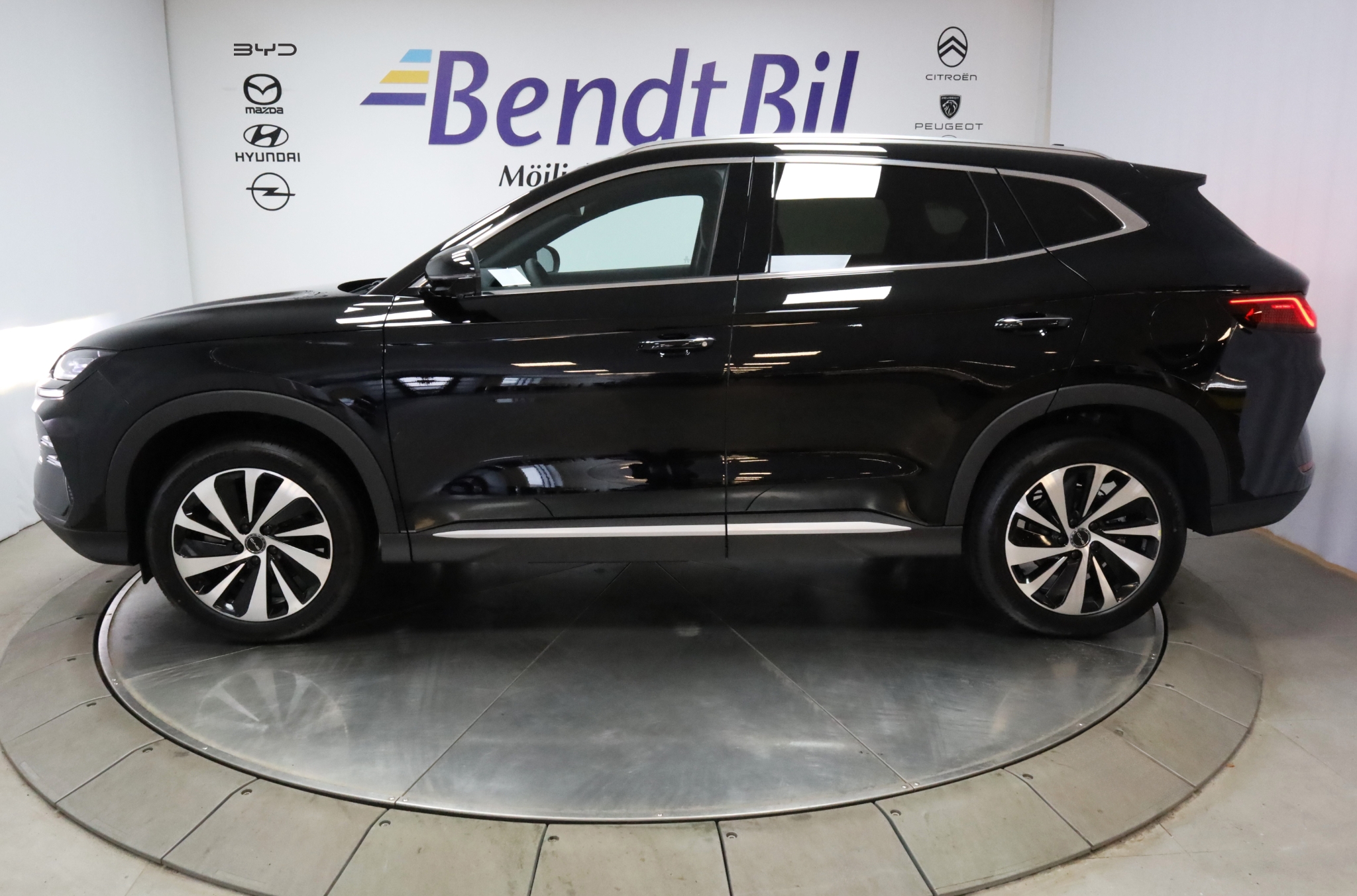 BYD Seal U DM-i 2026, kuva 6/55