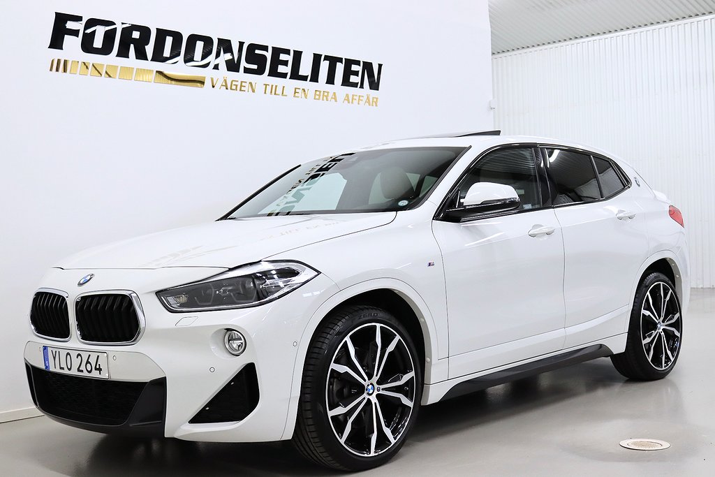 BMW X2 20i M-Sport *RESERVERAD* Pano Skinn HUD Hifi Navi Drag V-hjul 