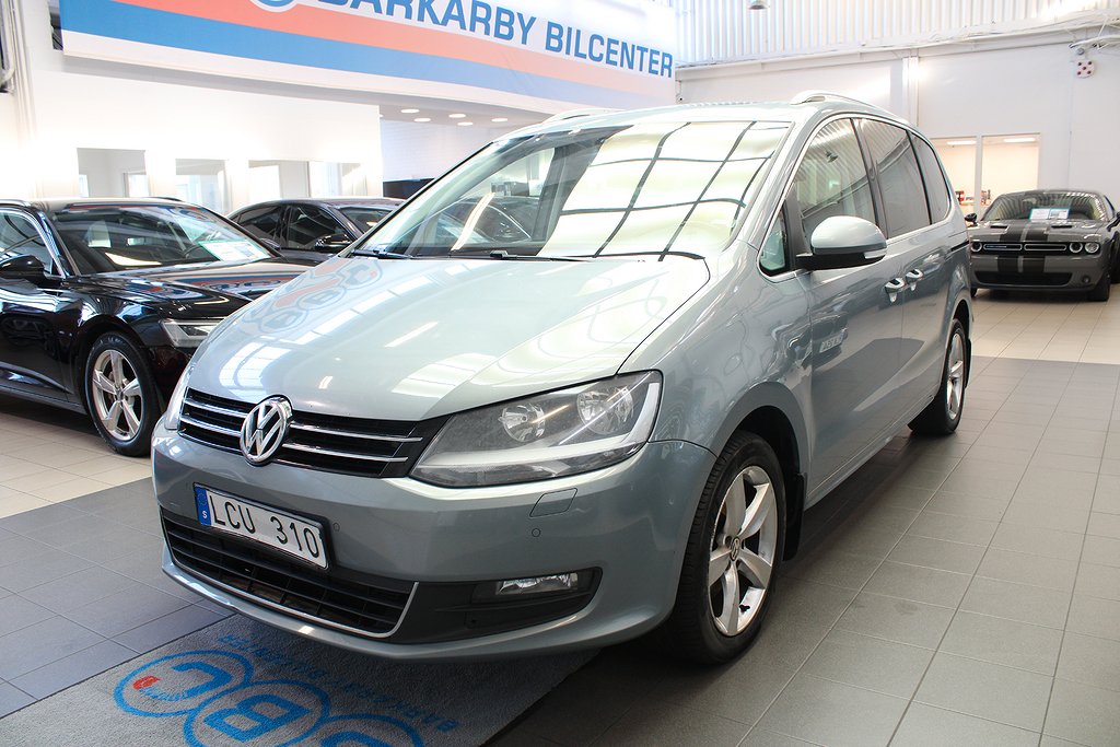 Volkswagen Sharan 2.0 TDI 7-sits Navi Kamera Pano Master