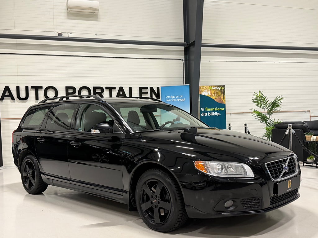 Volvo V70 2.5T Geartronic Momentum, Dragkrok, Automat, PDC 
