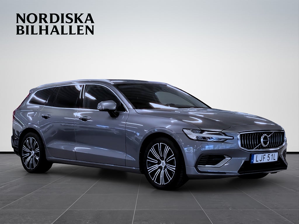 Volvo V60 Recharge T6 AWD Geartronic Inscription Expression 