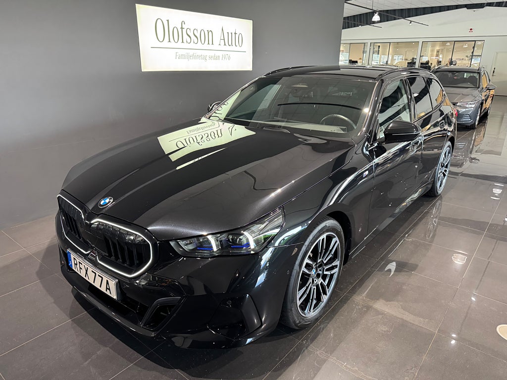 BMW 520d xDrive Touring M Sport Drag Värmare Bowers & Wilkins - bild 15