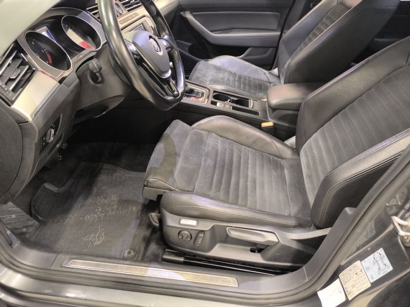 Volkswagen Passat 2016, bild 7/32