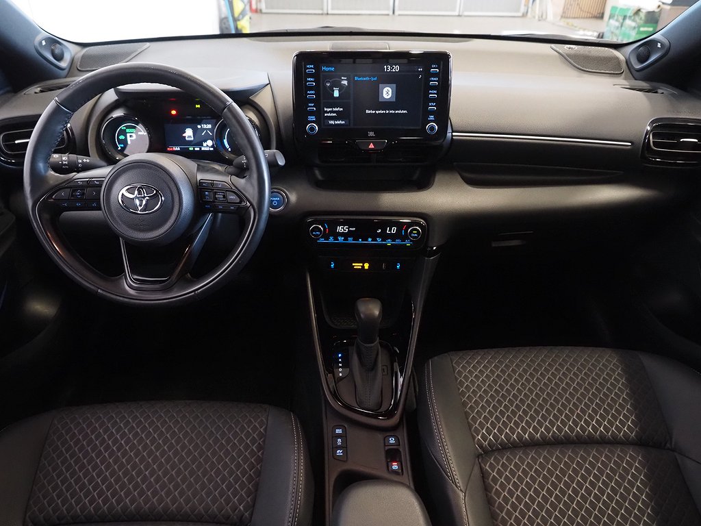 Toyota Yaris Hybrid CVT Style 116hk | Backkamera | JBL 2020