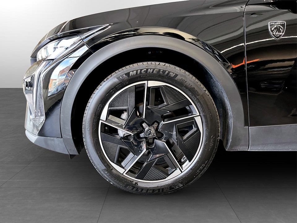 Bild på Peugeot 408 GT 1.2 PT 130hk Aut B-KAMERA CARPLAY ELSTOL