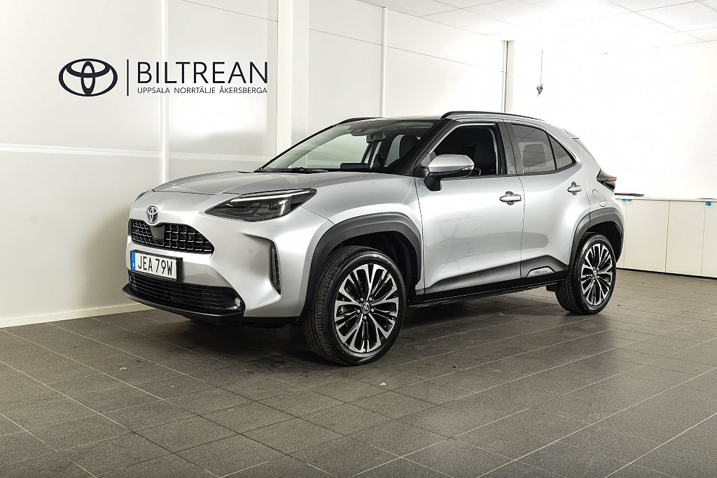 Toyota Yaris Cross 1,5 Elhybrid Style Edition Dragkrok M-värmare BSM