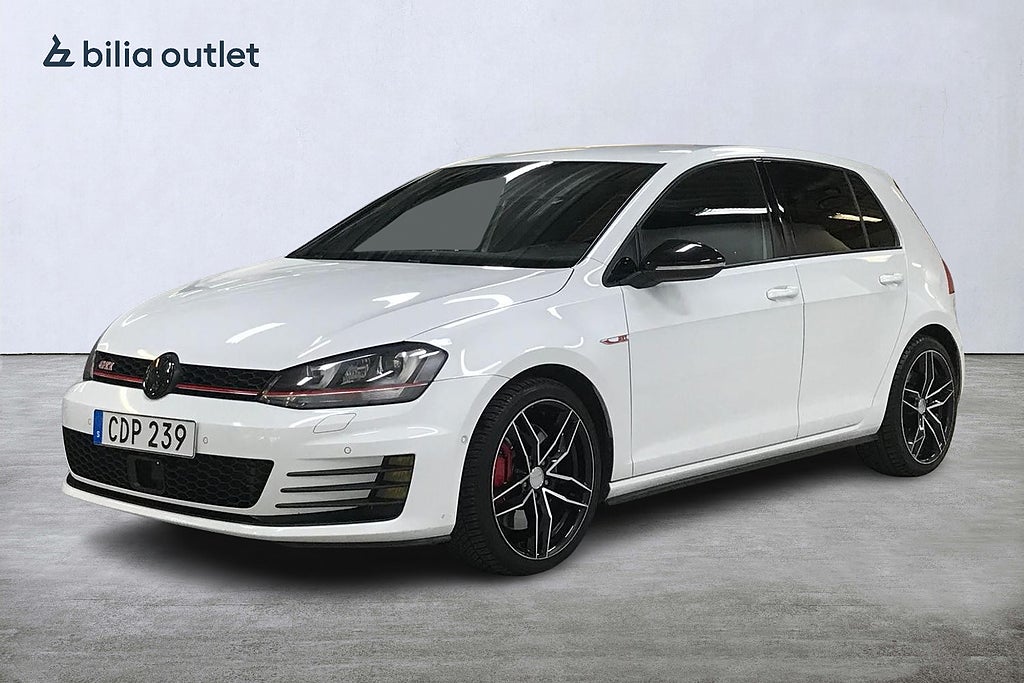 Volkswagen Golf GTI Performance 2.0 TSI DSG 230hk Backkamera