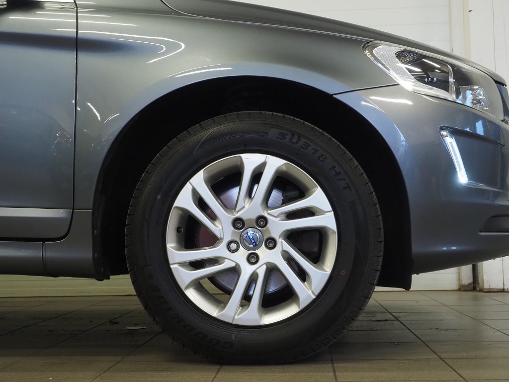 Volvo XC60 D4 190hk Geartronic Momentum Business E Drag D-Värm