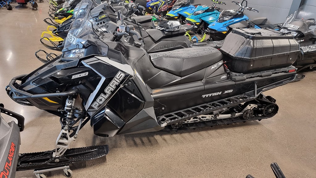 Polaris Titan 800 XC 