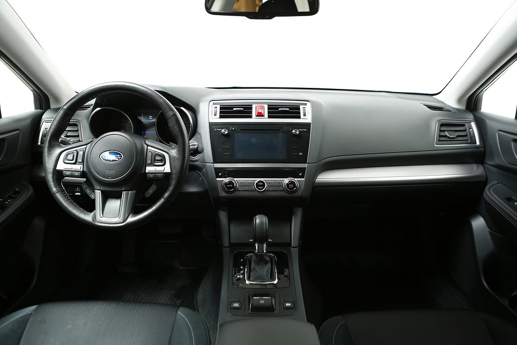 Subaru Outback 2,5i 175hk Base AWD Aut 1ägare Dragkrok 2017