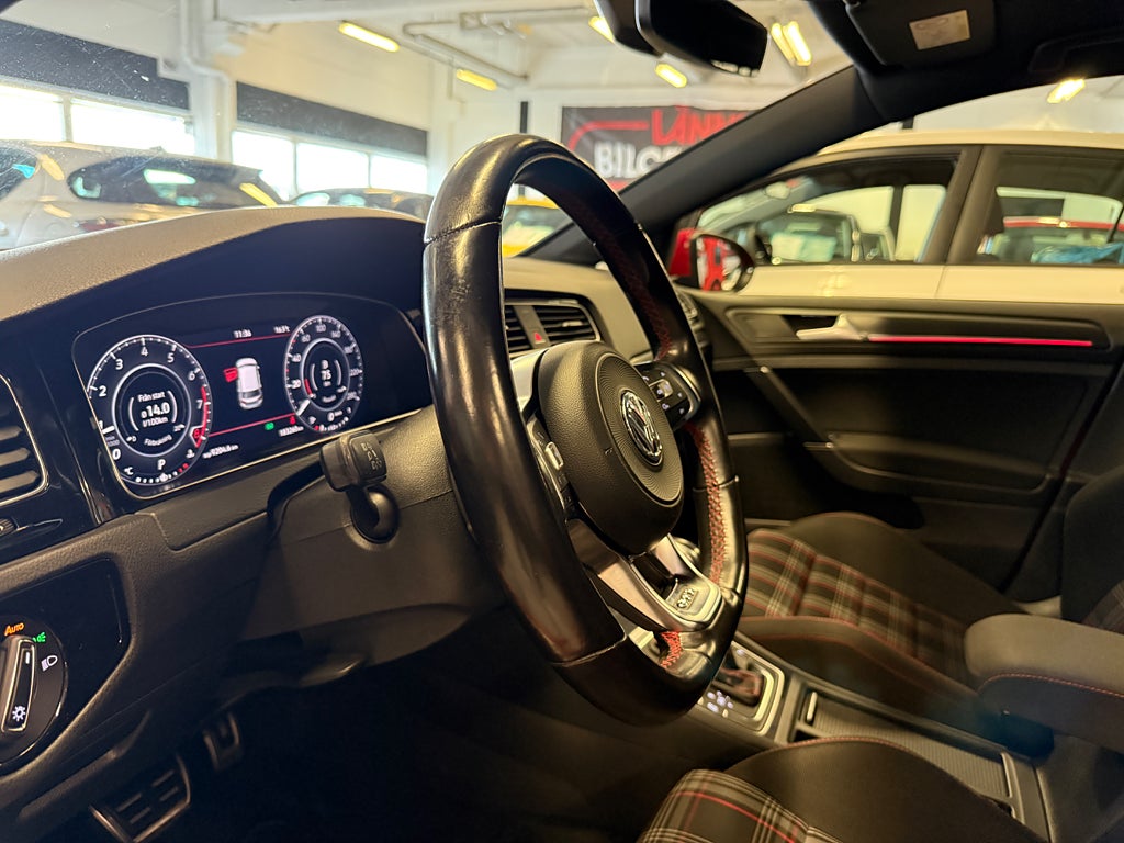 Volkswagen Golf 2018 - miniatyr 16