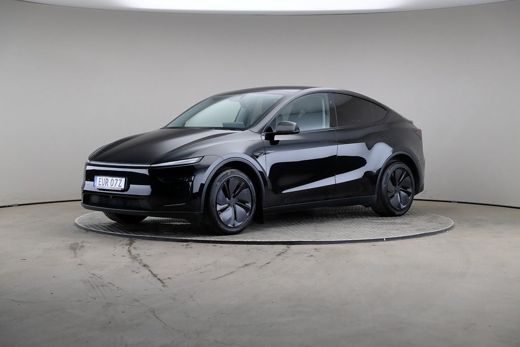 Tesla Model Y Long Range AWD 514hk Läder Pano
