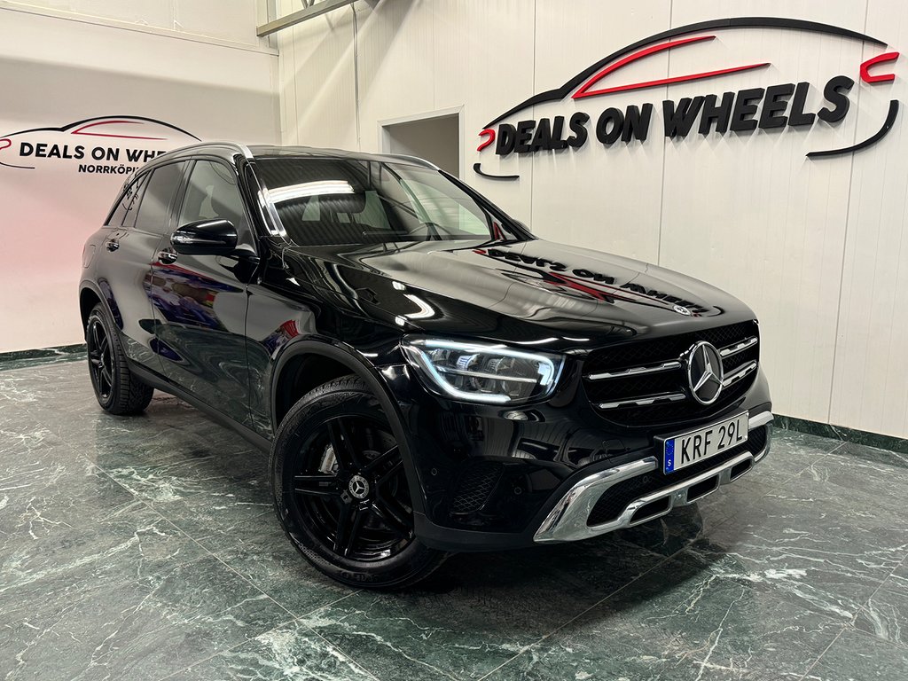 Mercedes-Benz GLC 300 e 4MATIC 9G-Tronic Base Navi/Kamera