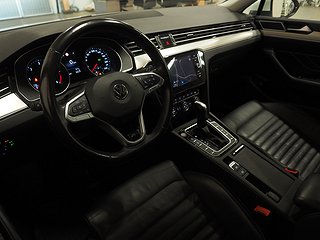 Kombi Volkswagen Passat 14 av 20