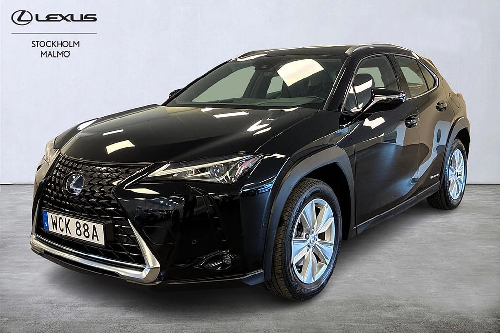 Lexus UX 250h Comfort Teknikpaket B-Kamera Rattvärme Carplay