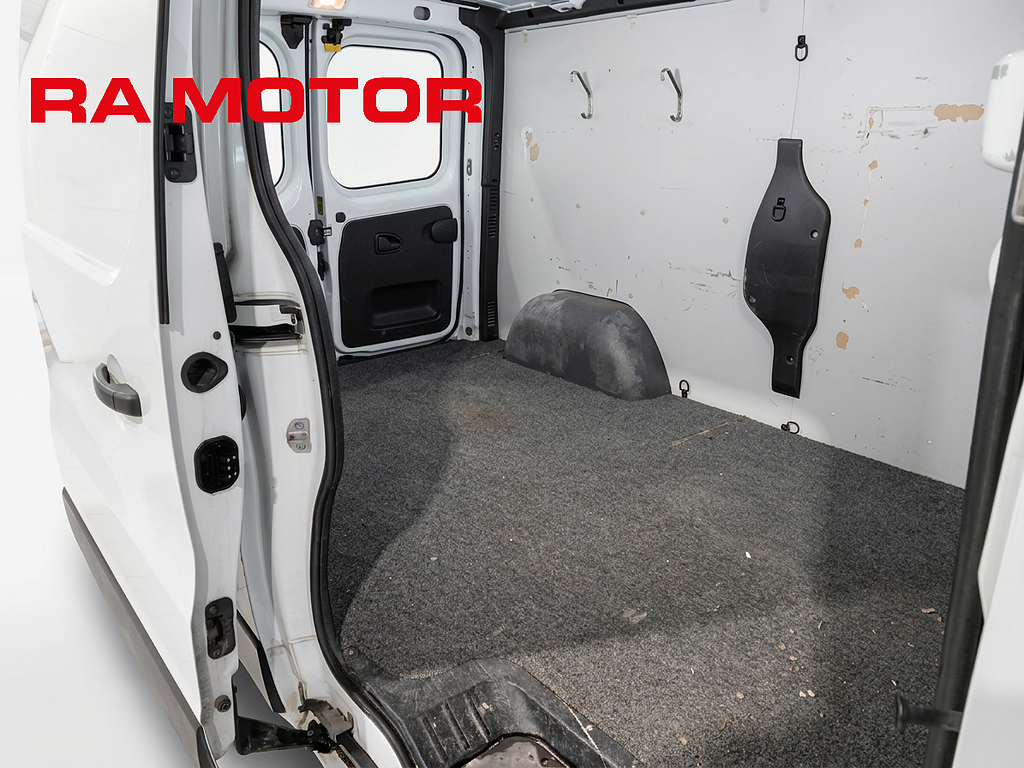 Nissan primastar Värmare | Drag | 3-sits | Full servicebok 2018