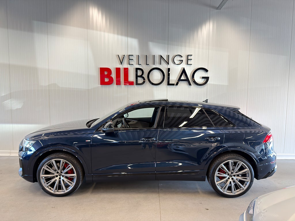 Audi Q8 60 TFSI e quattro S Line Pano B&O Drag HUD Skinn *Moms*