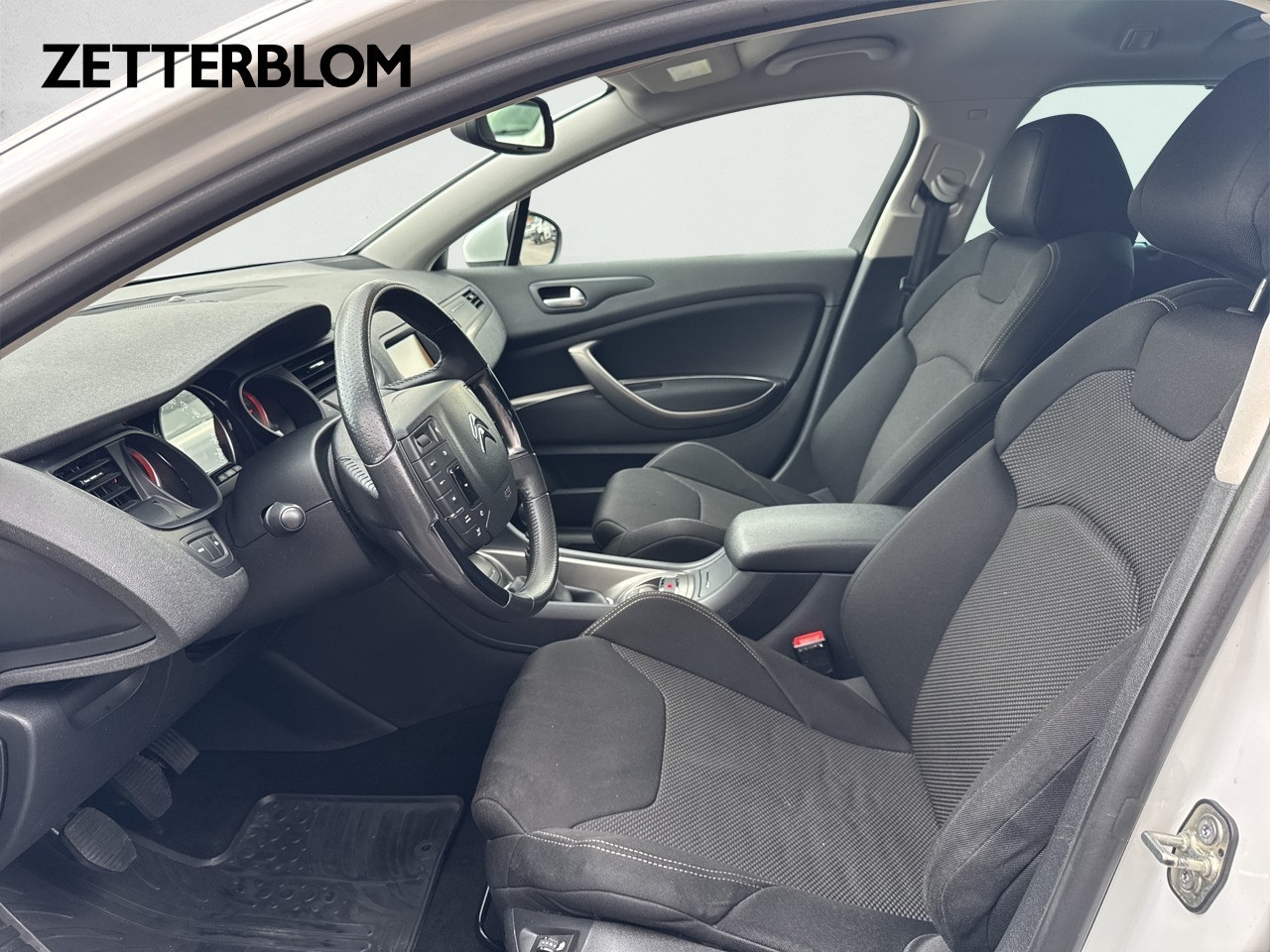 Citroen C5 2016, kuva 7/10