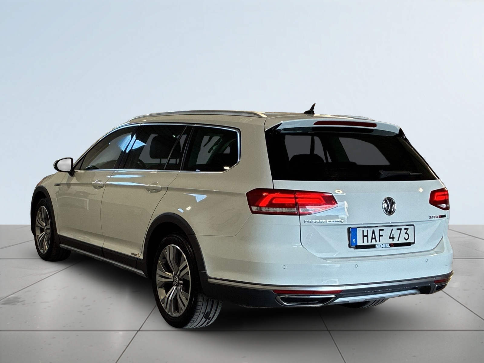 Volkswagen Passat 2017, bild 4/10