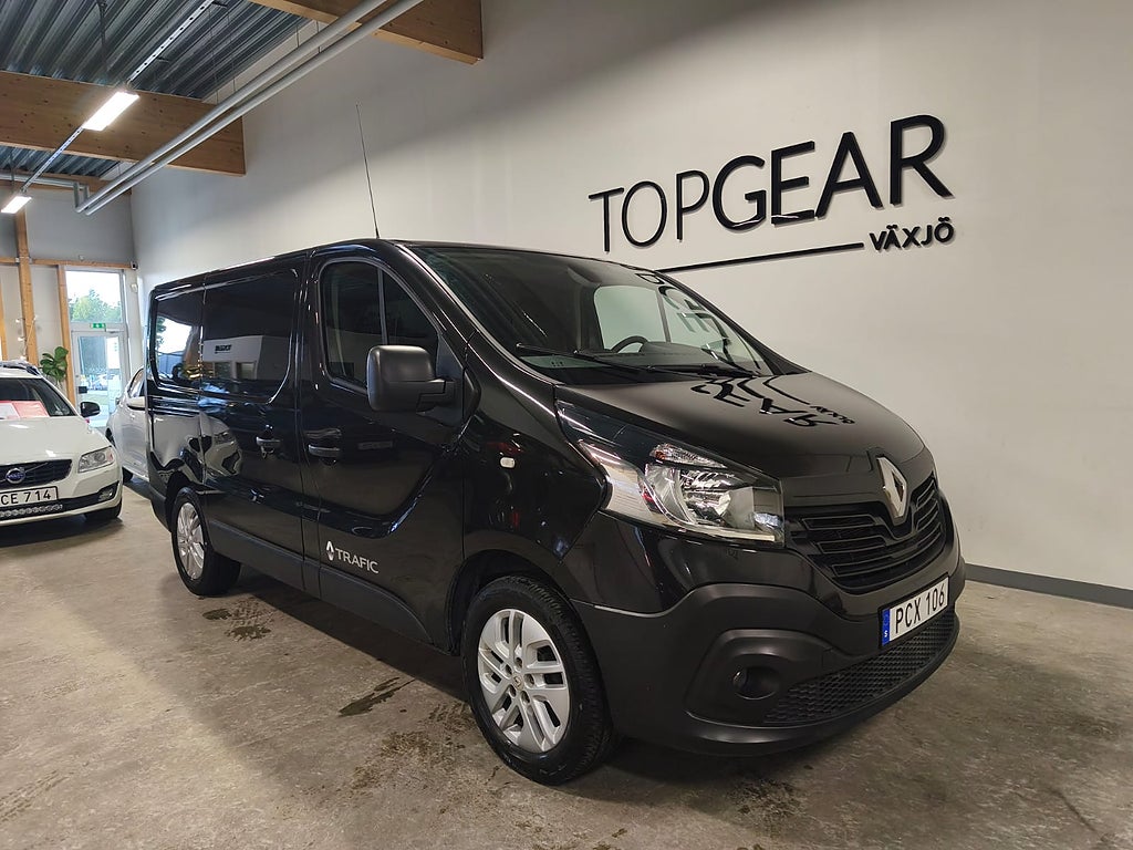 Renault trafic Skåpbil 2.9t 1.6 dCi Euro 6 Moms Dragkrok Nyservad