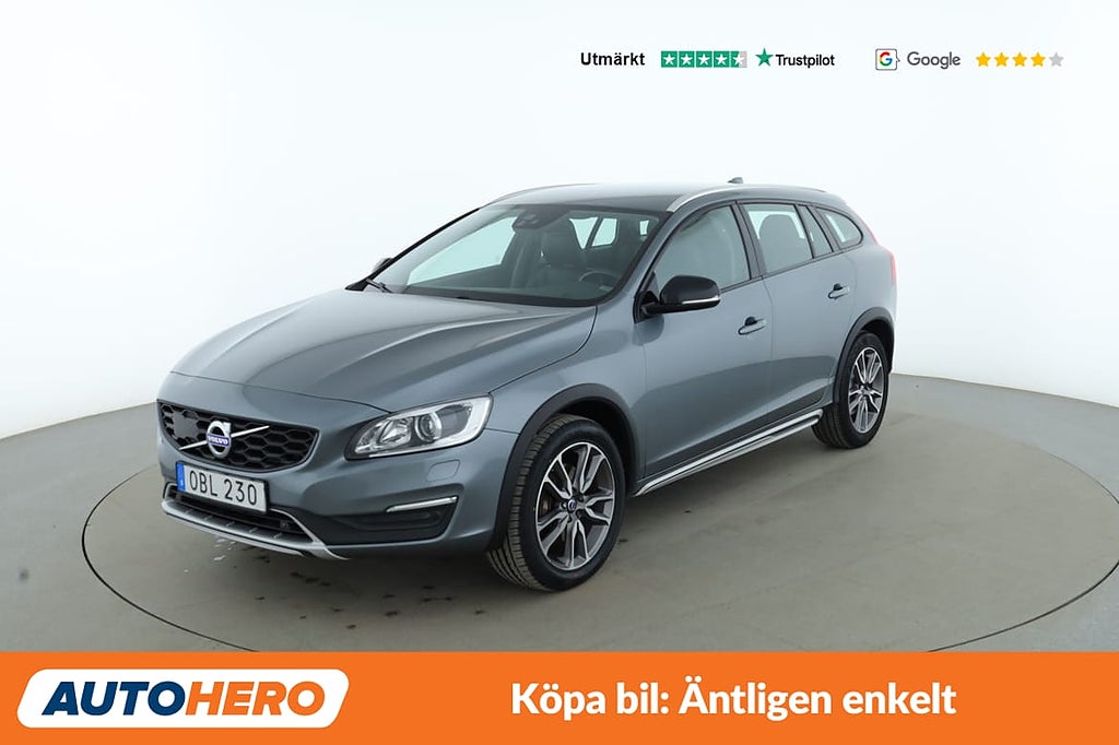 Volvo V60 Cross Country D3 Summum / VOC, BLIS, Värmare, GPS