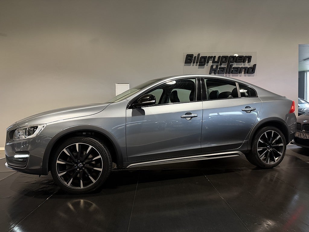 Volvo S60 Cross Country D4 AWD Classic Pro Polestar Navi Pdc Skinn Keyless Drag