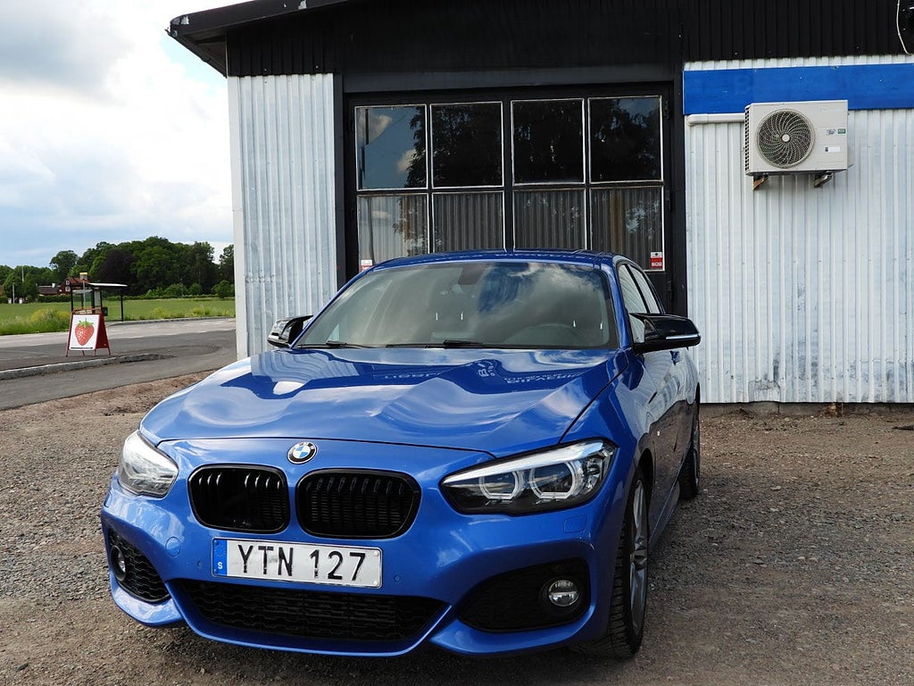 BMW 118I 5-dörrars Steptronic M Sport |NYSERVAD|endast1218kr/mån