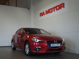 Halvkombi Mazda 3 1 av 22