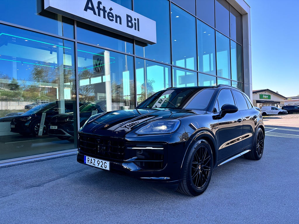 Porsche Cayenne S E-Hybrid *Se spec - VAT / Leasebar