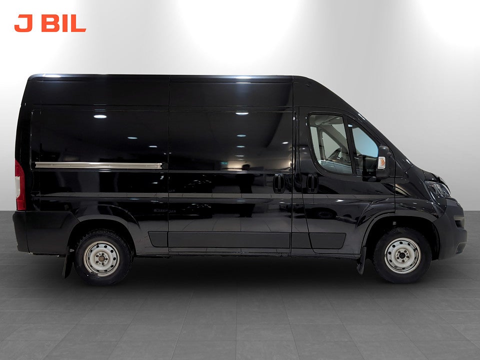 Bild på Peugeot Boxer PRO+ 2.2 BHDi 140hk L2H2 - B-KAMERA, DRAG