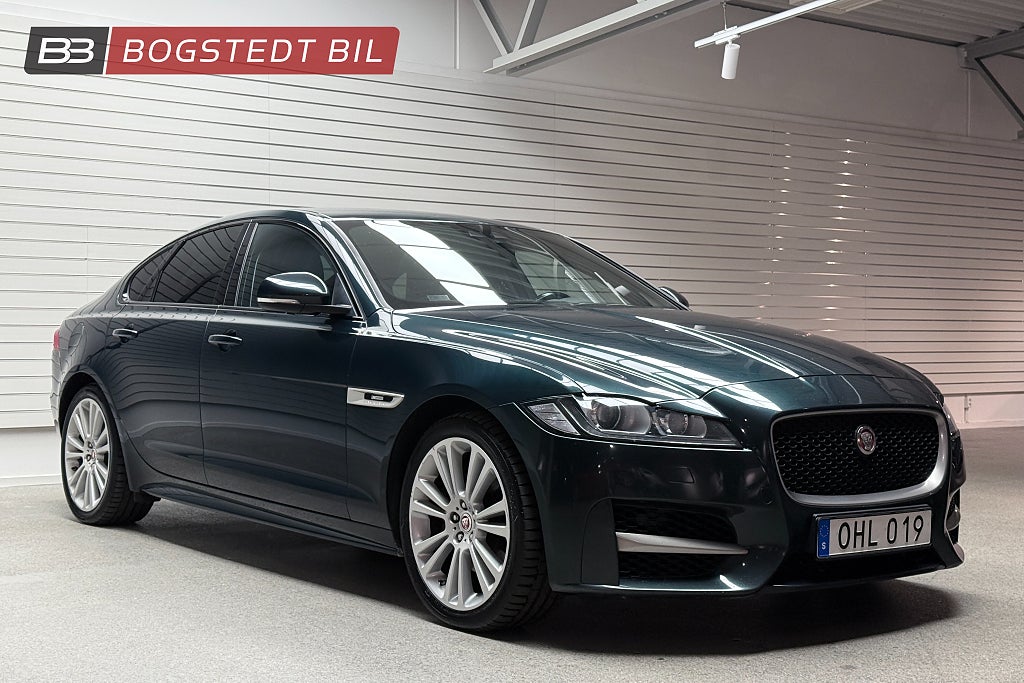Jaguar XF 20d AWD R-Sport 180hk | Drag | Värmare