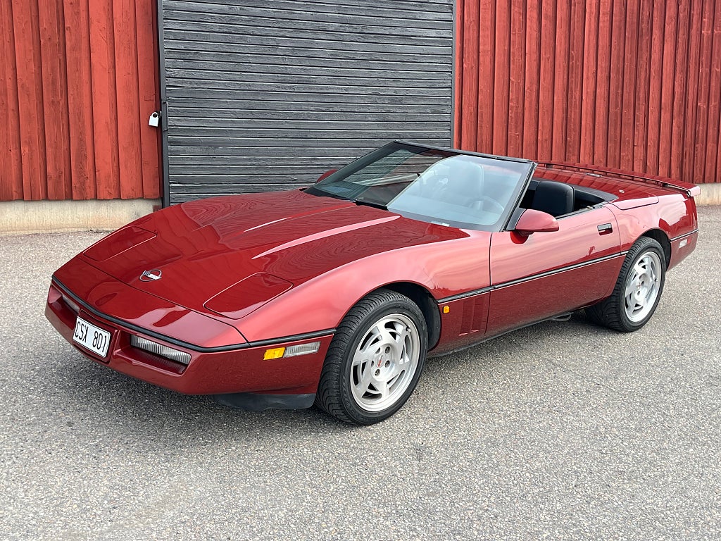 Chevrolet Corvette Cabriolet - AVBET - BYTE