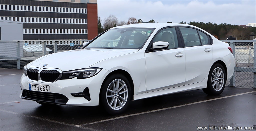 BMW 320 d xDrive Sedan Sport Line S/V-hjul