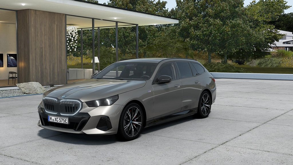 BMW i5 Edrive Touring M Sport Business Launch Ed Drag DA Pro H K