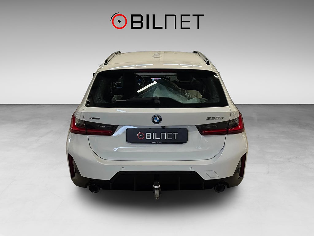 BMW 330e xDrive Touring Aut M Sport HIFI 19" ACC El-drag Moms