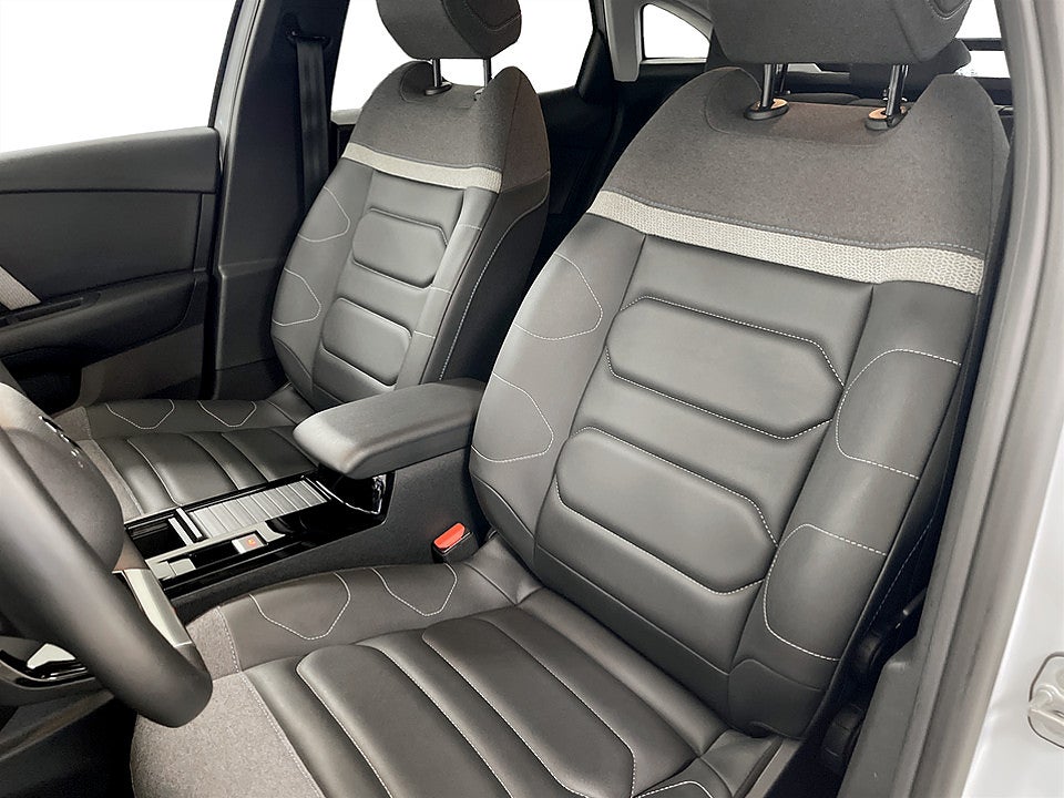 Bild på Citroën C4 Shine 1.2 PT 130hk Aut 360-KAMERA RATTVÄRME