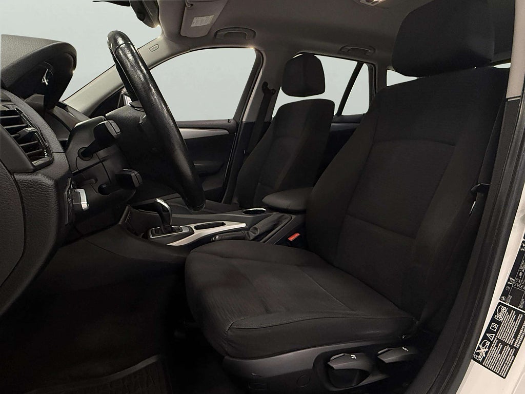 BMW X1 xDrive20d Steptronic S & V Hjul - miniatyr 11