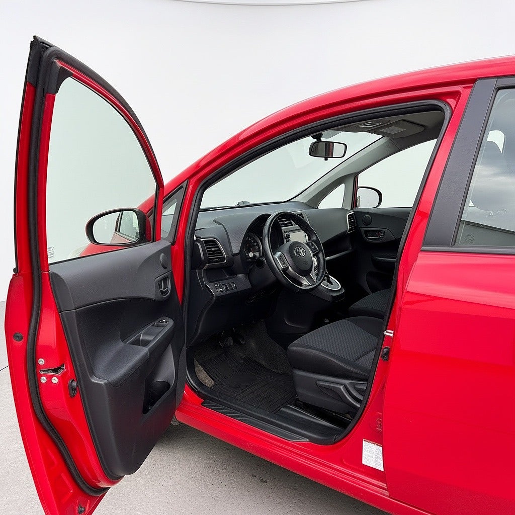 Toyota Verso-S 1.33 Dual VVT-i Multidrive S Euro 5